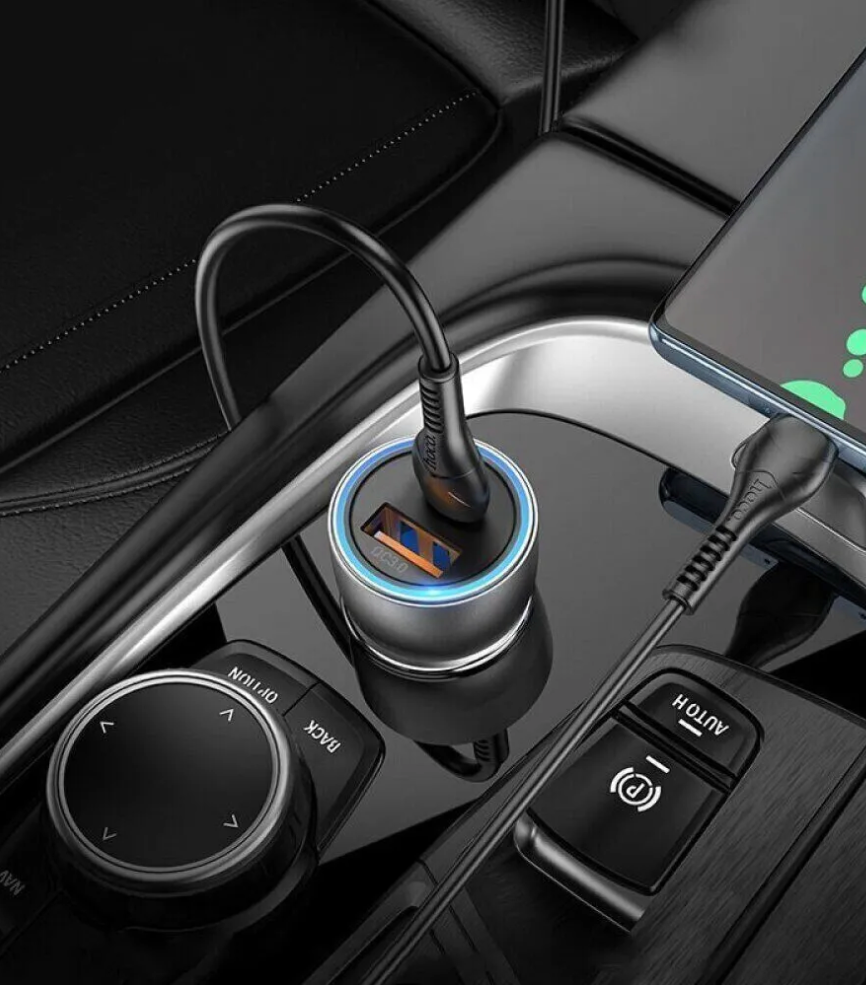 Cargador de Auto Hoco NZ8 Sprinter – 43W Dual Port PD25W + QC3.0